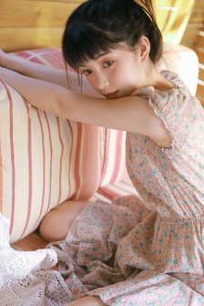 裸体美女无胸罩无内裤